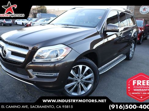 Used 2015 Mercedes-Benz GL 450 4MATIC w/ Driver Assistance Package image 1