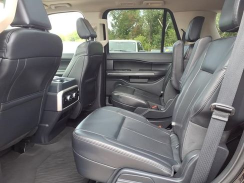 Certified 2024 Ford Expedition XLT AWD/4WD image 10