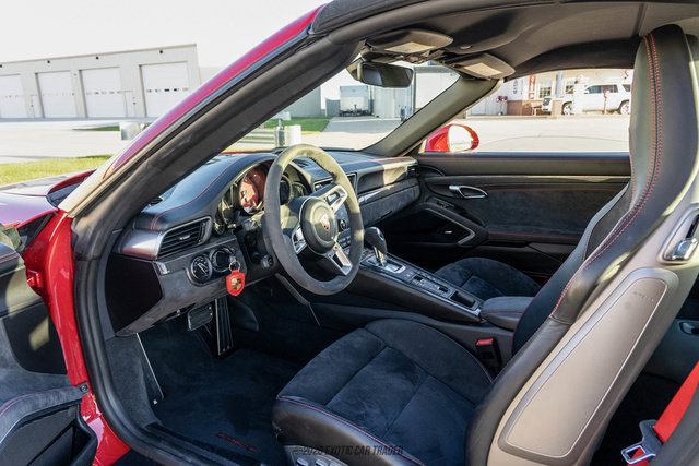 Used 2018 Porsche 911 Targa 4 GTS AWD/4WD image 24