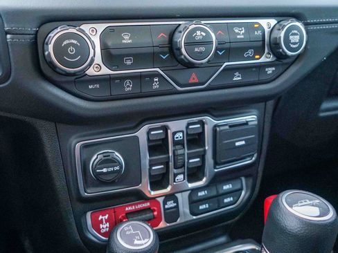 New 2026 Jeep Gladiator Mojave AWD/4WD image 21