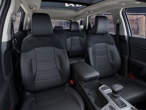 New 2026 Kia Sportage SX image 18