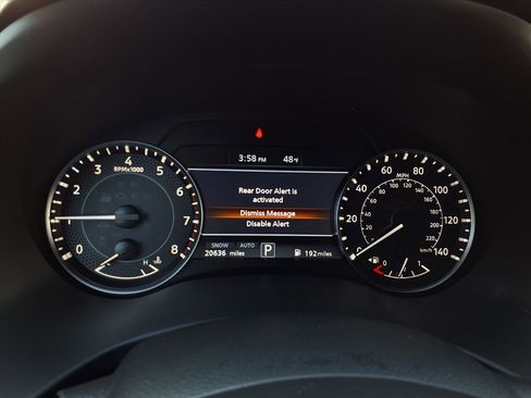 Used 2024 Nissan Armada SV image 18