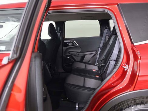 New 2026 Mitsubishi Outlander ES FWD image 29