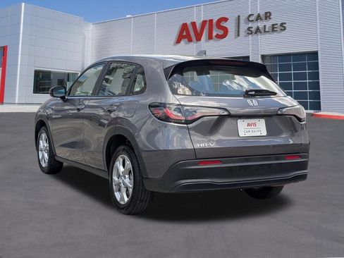 Used 2025 Honda HR-V LX image 3