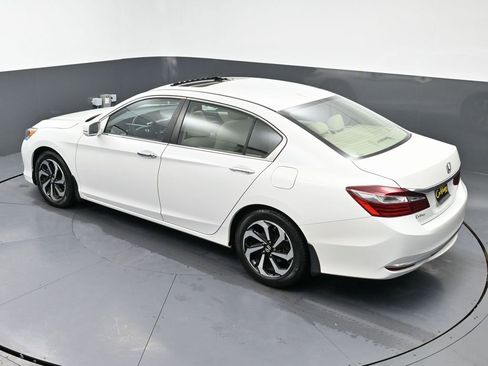 Used 2016 Honda Accord EX-L image 45