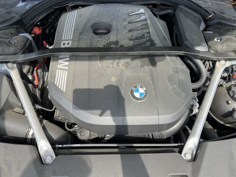 Used 2023 BMW 740i RWD image 34