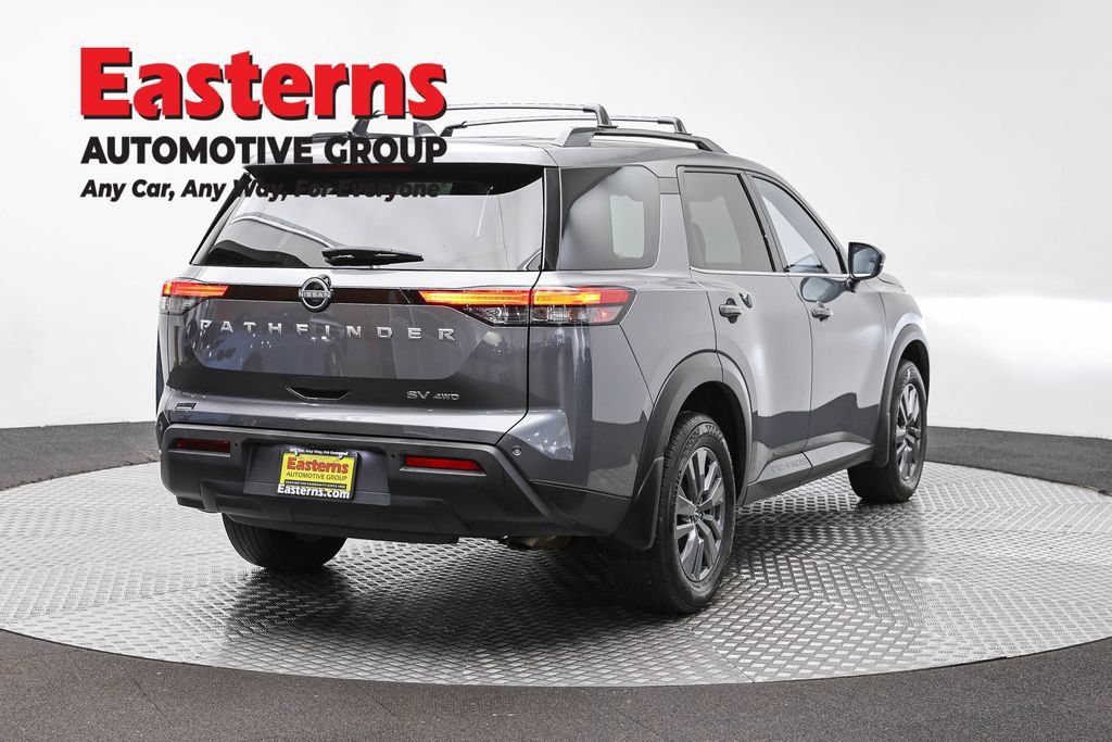 Used 2024 Nissan Pathfinder SV AWD/4WD image 5