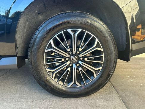 New 2026 Nissan Armada Platinum w/ Convenience Package image 12