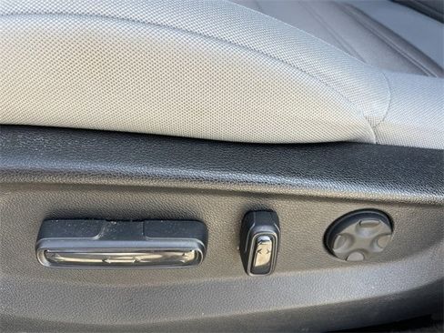 Used 2019 Honda CR-V EX image 25