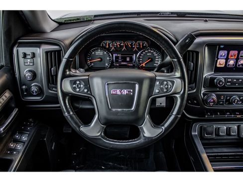 Used 2018 GMC Sierra 1500 SLT image 24