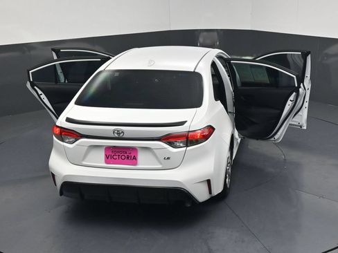 Used 2024 Toyota Corolla LE FWD image 23