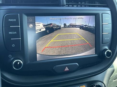 Used 2023 Kia Soul LX w/ LX Technology Package image 28