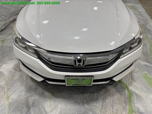 Used 2017 Honda Accord Sport Special Edition image 18