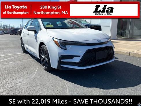 Used 2023 Toyota Corolla SE image 1