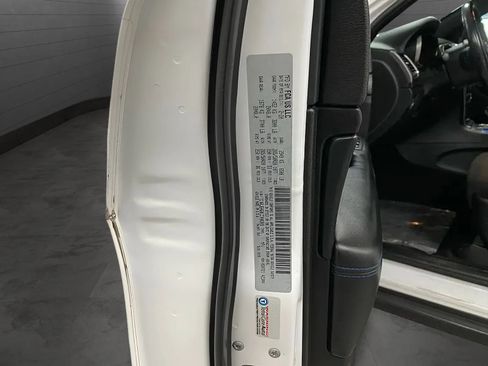 Used 2020 Jeep Grand Cherokee Laredo RWD image 28