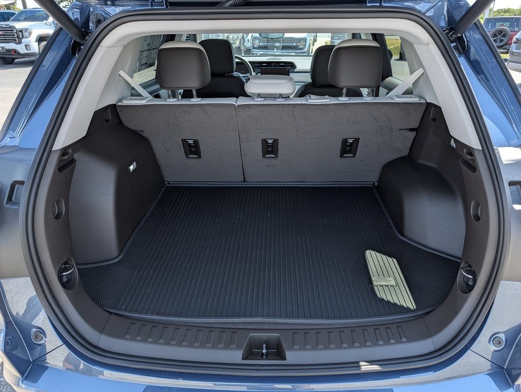 New 2027 GMC Terrain Denali w/ LPO, Floor Liner Package AWD/4WD image 25