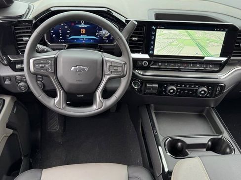 New 2026 Chevrolet Silverado 2500 ZR2 AWD/4WD image 11
