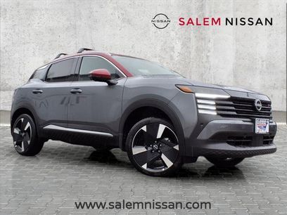 New 2025 Nissan Kicks SR w/ Illumination Package