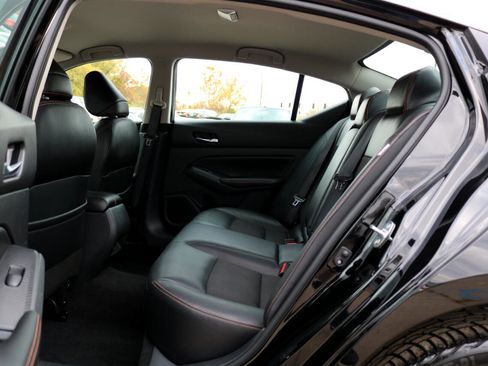 Used 2021 Nissan Altima 2.5 SR image 36