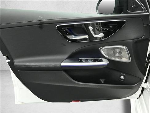 Certified 2025 Mercedes-Benz C 300 4MATIC Sedan image 18