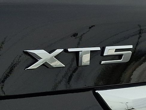 Certified 2023 Cadillac XT5 Sportv w/ Technology Package image 29