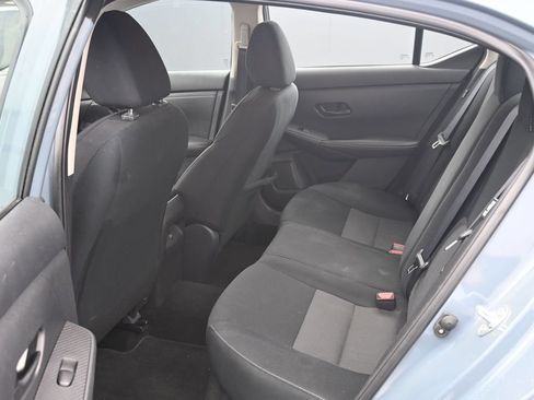 Used 2024 Nissan Sentra SV FWD image 17