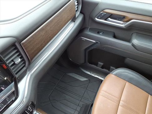 Used 2025 Chevrolet Silverado 2500 High Country w/ Z71 Off-Road Package image 29