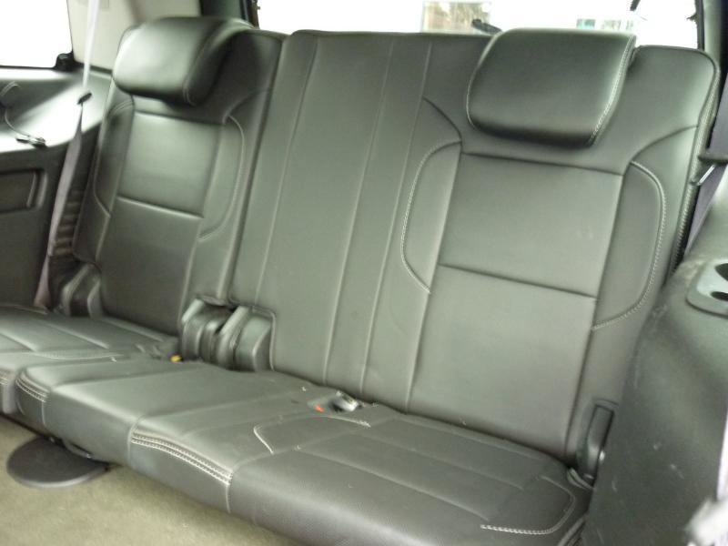 Used 2015 GMC Yukon Denali w/ Touring Package AWD/4WD image 18