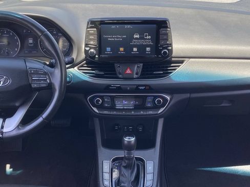 Used 2020 Hyundai Elantra GT w/ Style Package 02 FWD image 14