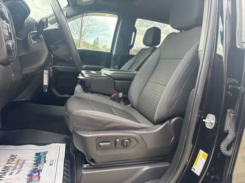Used 2022 Chevrolet Silverado 1500 Custom AWD/4WD image 9