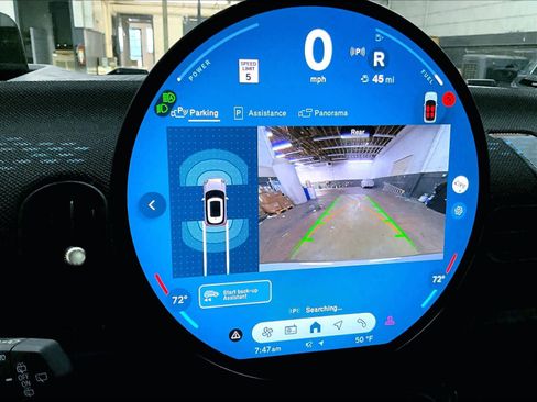 Used 2025 MINI Cooper 2-Door Hardtop image 23