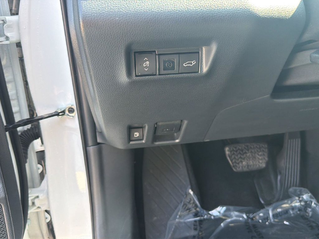 Used 2026 Toyota RAV4 XLE Premium FWD image 21
