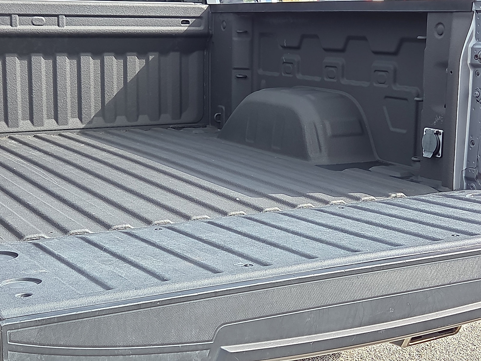 Used 2020 Chevrolet Silverado 1500 RST w/ All-Star Edition AWD/4WD image 9
