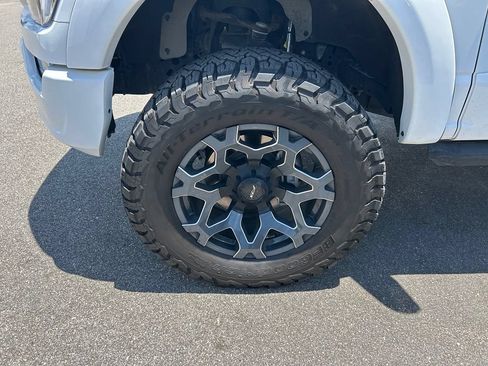 Used 2022 Ford F150 XLT w/ Equipment Group 302A High AWD/4WD image 4