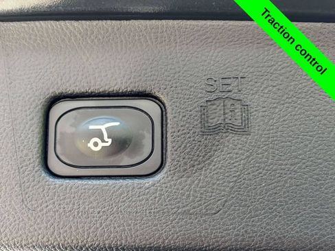 Used 2024 Ford Edge Titanium AWD/4WD image 39