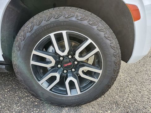 Used 2022 GMC Yukon XL AT4 w/ Max Trailering Package image 46