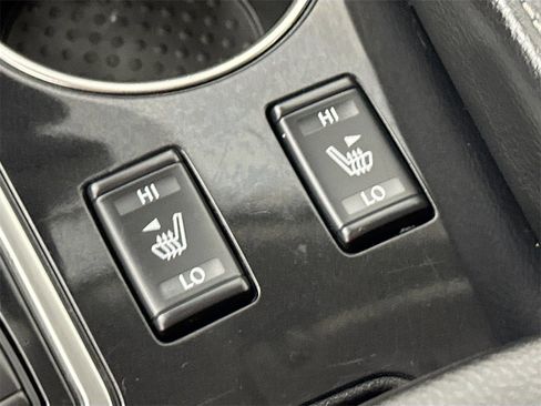 Used 2023 Nissan Maxima SV w/ Floor Mat Group image 25