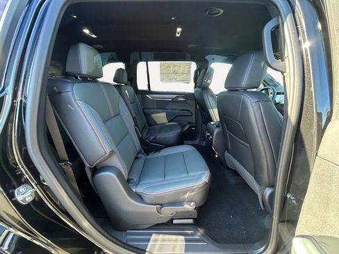 New 2026 GMC Acadia AT4 image 11