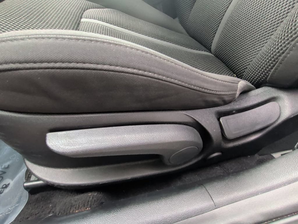 Used 2019 Kia Optima LX FWD image 13