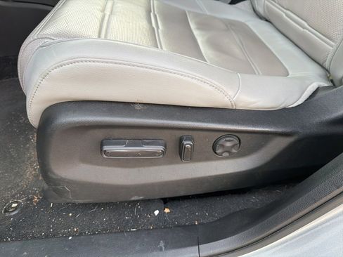 Used 2022 Honda CR-V EX-L image 14