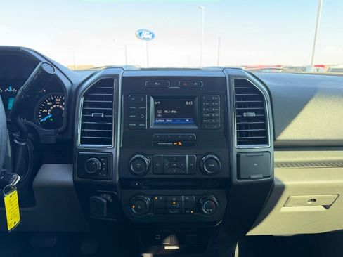 Used 2017 Ford F150 XLT image 20