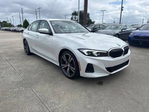 Certified 2023 BMW 330i Sedan w/ Premium Package RWD image 7