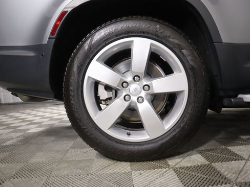 Used 2024 Land Rover Defender 130 S image 34