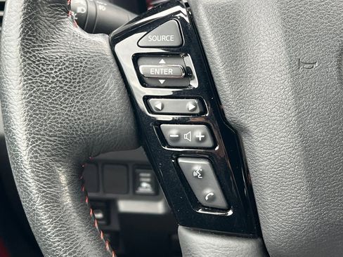 Used 2023 Nissan Frontier PRO-4X w/ Pro-4X Premium Package image 37