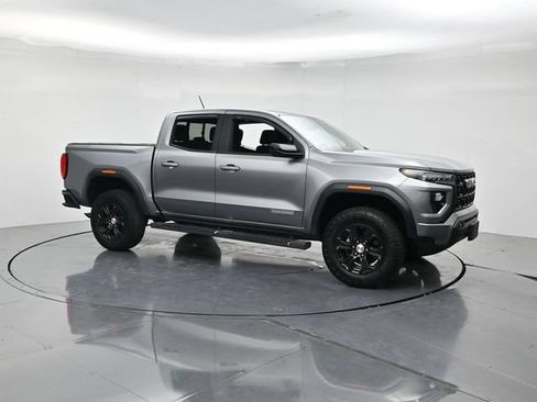 Used 2023 GMC Canyon Elevation w/ Convenience Package RWD image 3