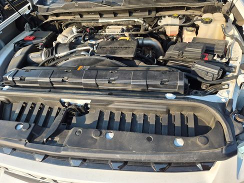 Used 2021 Chevrolet Silverado 2500 LTZ w/ LTZ Plus Package AWD/4WD image 34