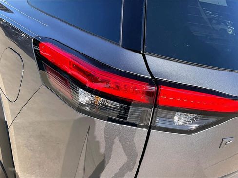 New 2026 Nissan Pathfinder Platinum image 14