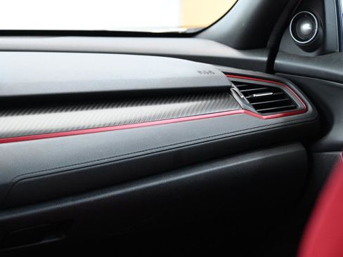 Used 2018 Honda Civic Type R image 34