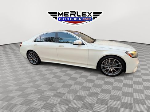 Used 2019 Mercedes-Benz S 560 Sedan w/ AMG Line Exterior image 9