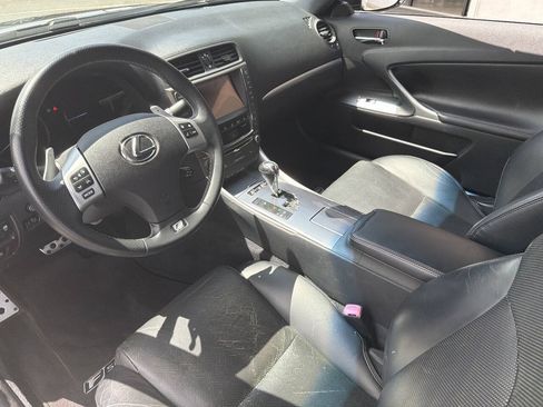 Used 2013 Lexus IS 250C RWD image 22